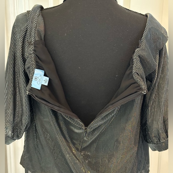 CeCe Metallic black silver top size M off the shoulder halter top with bow🖤 - Picture 6 of 13